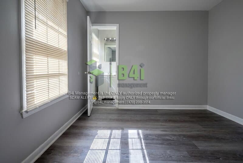 Atlanta House: 179 Ruzelle Drive Southeast