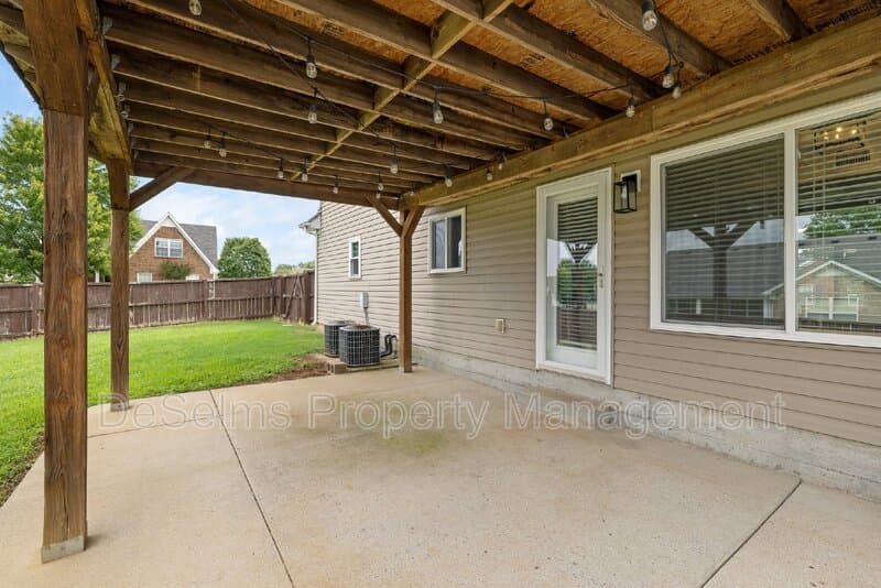 Murfreesboro House: 873 Maricopa Drive