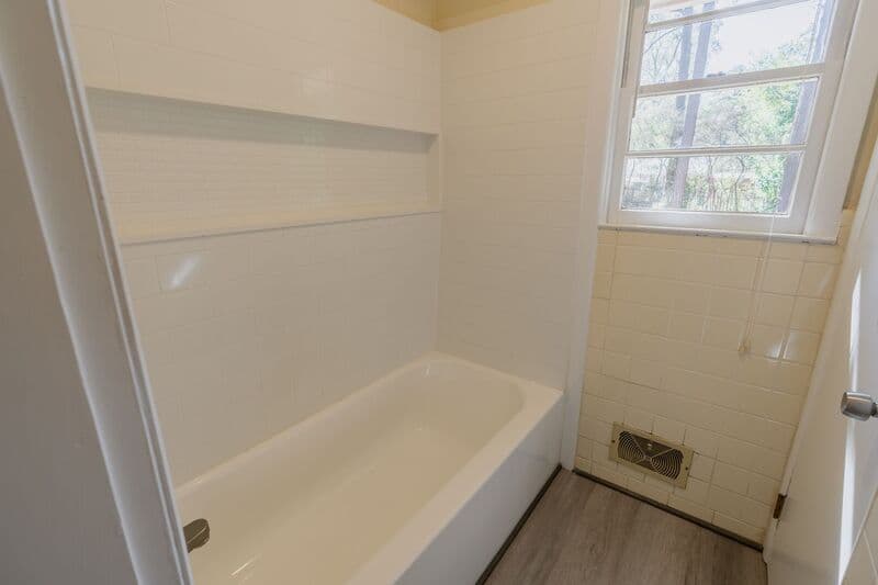 Athens House: 120 Soule St