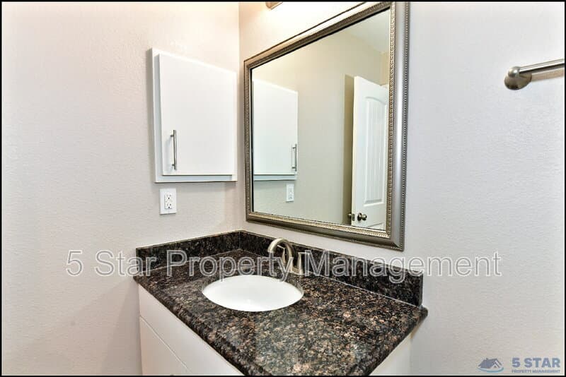 Horizon City House: 963 Aircoupe Way !!