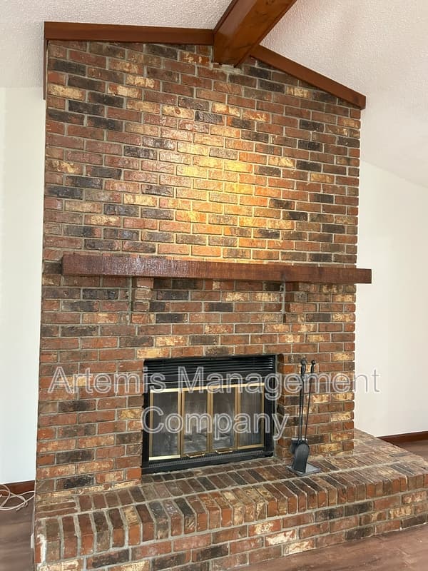 Jacksonville House: 12421 Bears Den Court