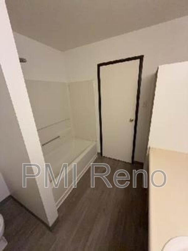 Reno Condo: 160 Park Street