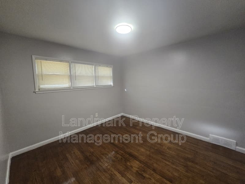 Detroit House: 11284 McKinney Street