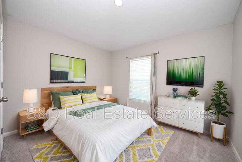 Lakeland House: 5511 Arlington River Drive