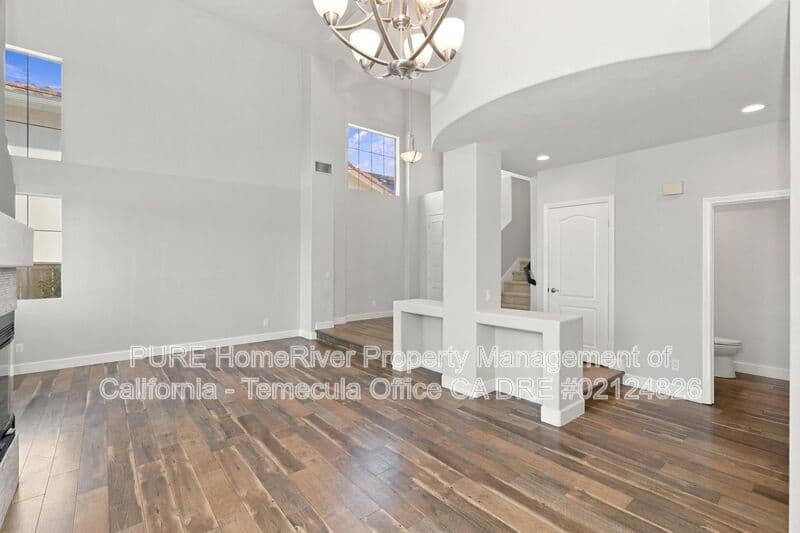 Temecula House: 32070 Camino Guarda