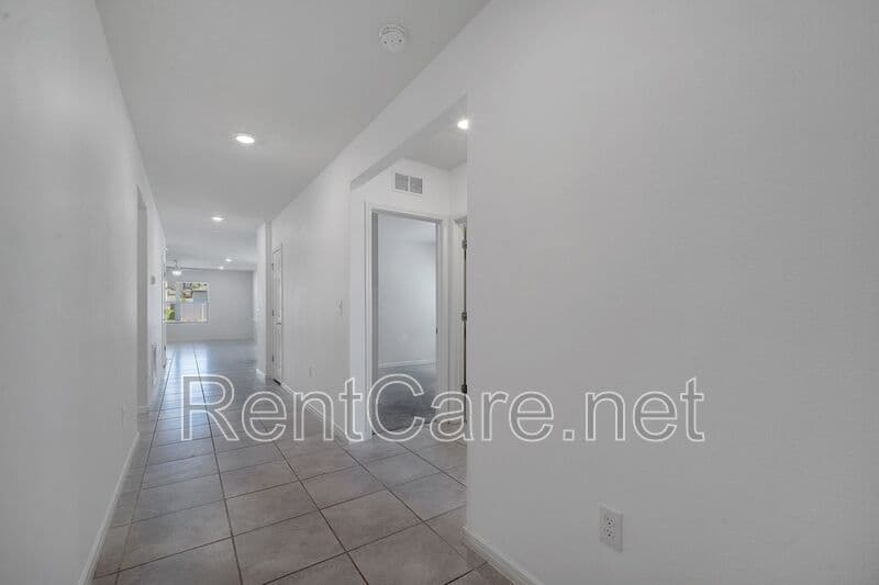 Davenport House: 309 Citrus Isle Loop