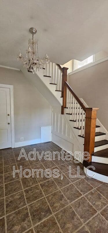 Kansas City House: 3808 Roanoke