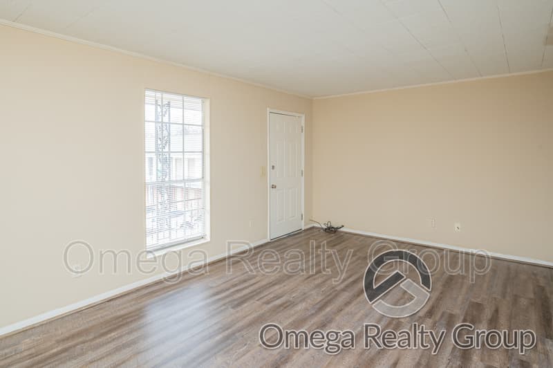 Jasper Condo: 1507 7th Ave