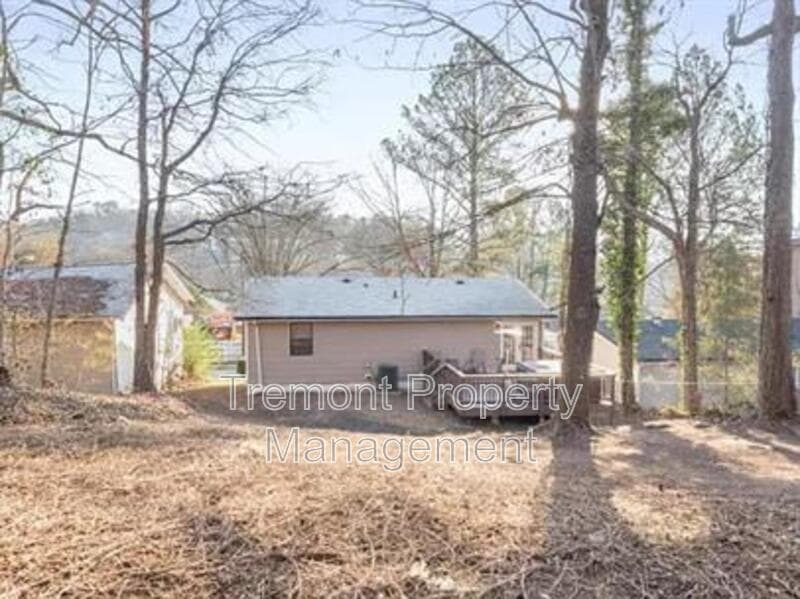 Chattanooga House: 615 Snow St