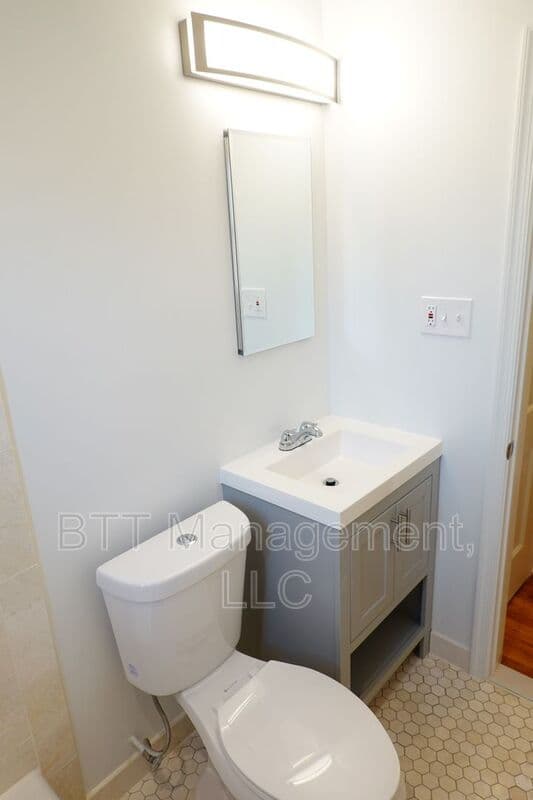 Silver Spring Condo: 8802 Plymouth St