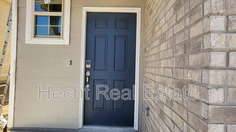 Seguin House: 2440 Ayers Drive