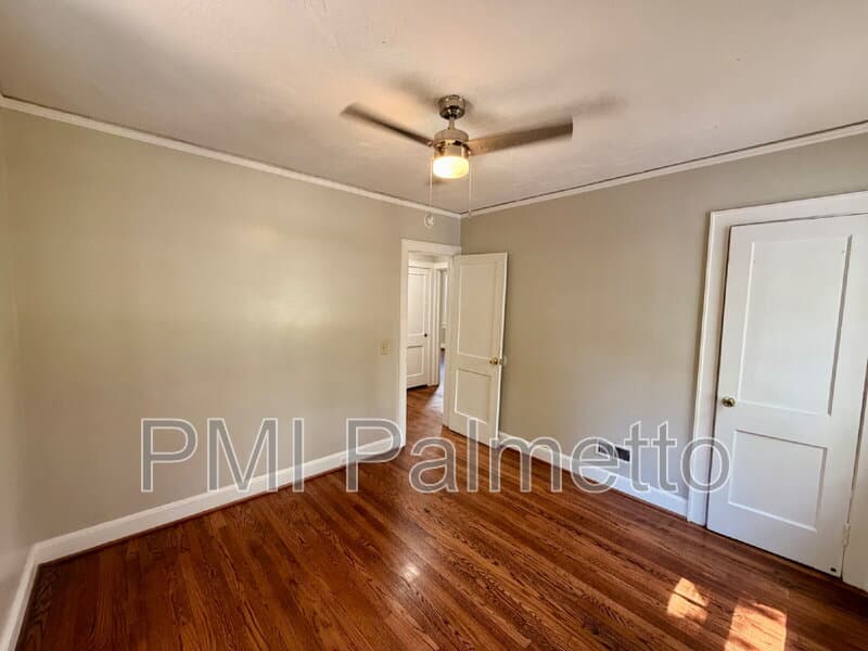 Columbia House: 1304 Mount Vernon Street