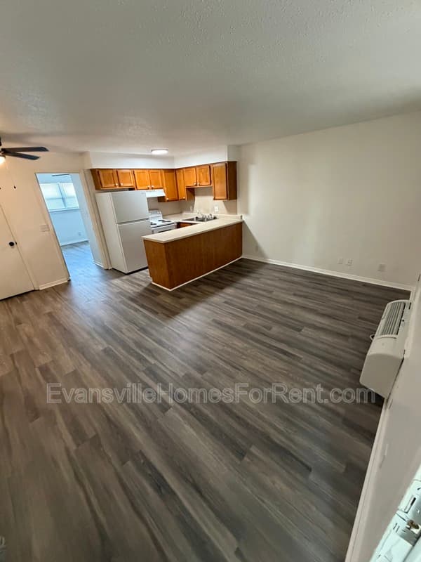 Evansville Condo: 1115 West Virginia Street - F