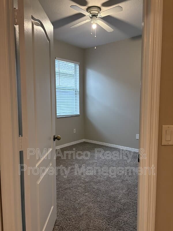 Wesley Chapel House: 3922 Washburn Pl