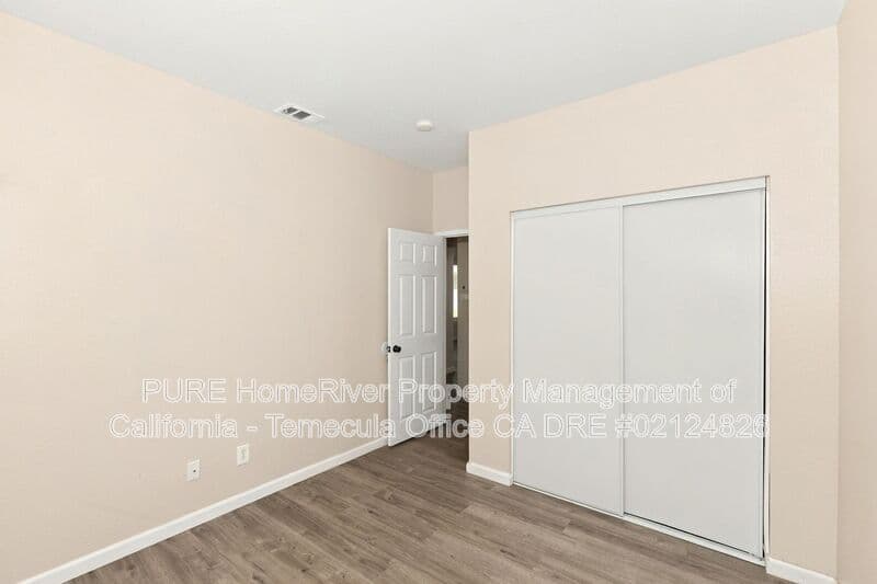 Temecula House: 43068 Corte Calanda
