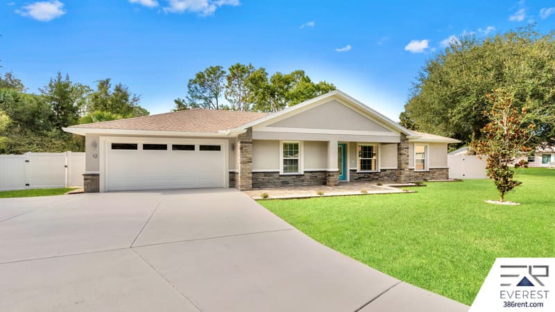Palm Coast House: 12 Walt Place