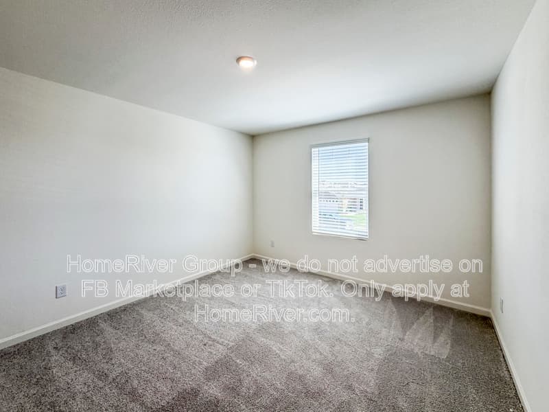 Melissa House: 2209 Burnwood St