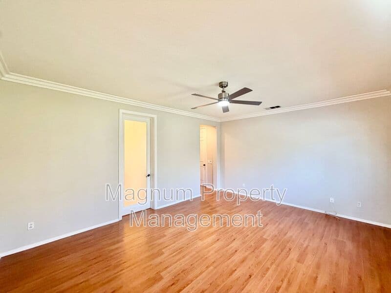 Winchester House: 35186 Orchid Dr