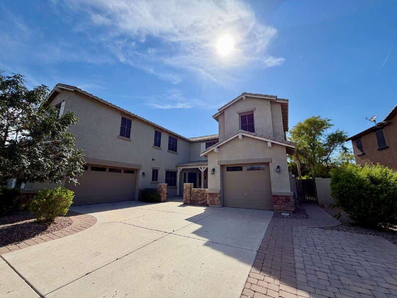 Gilbert House: 6250 South Rochester Drive