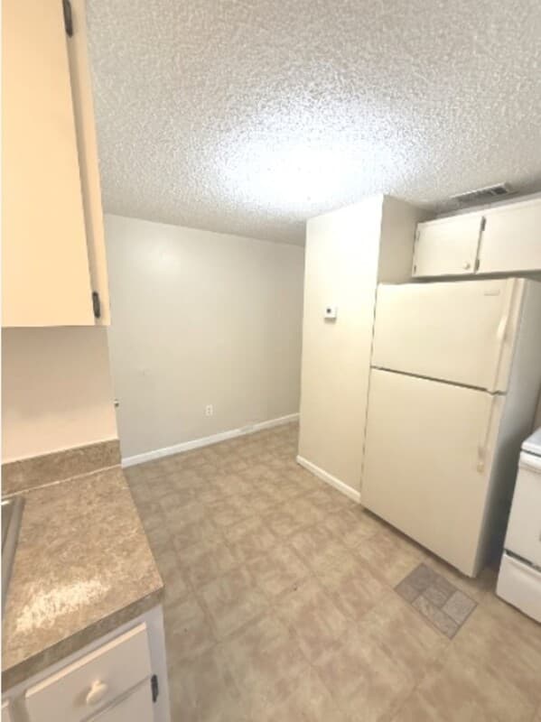 Tampa Condo: 2911 East 33rd Avenue - B