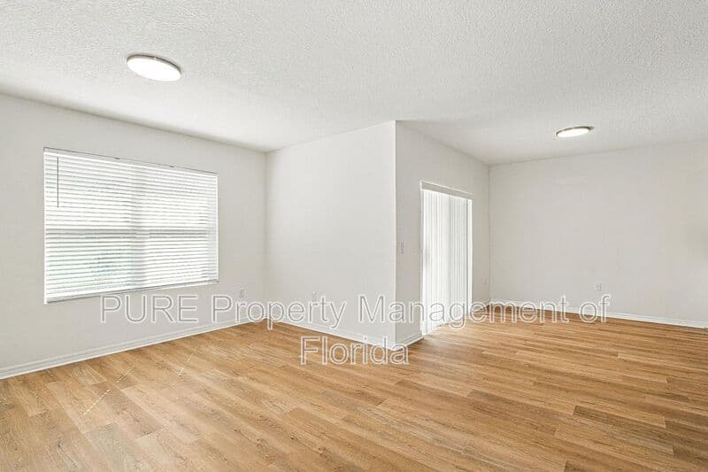 Ocala House: 4950 NE 15th Place