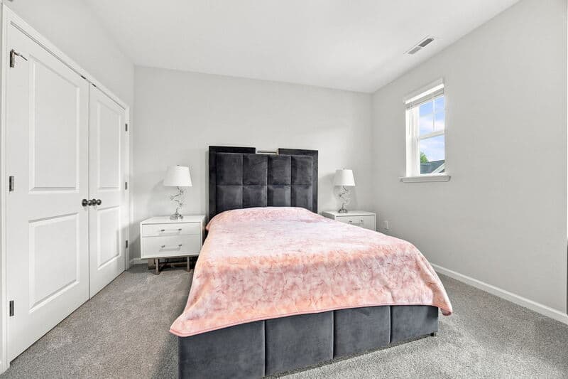 Raleigh House: 7701 Litcham Drive