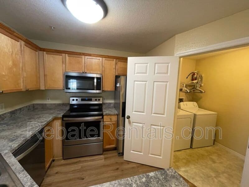Jacksonville Condo: 10961 Burnt Mill Road