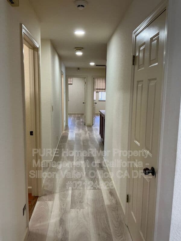 Cupertino House: 10180 Byerly Ct