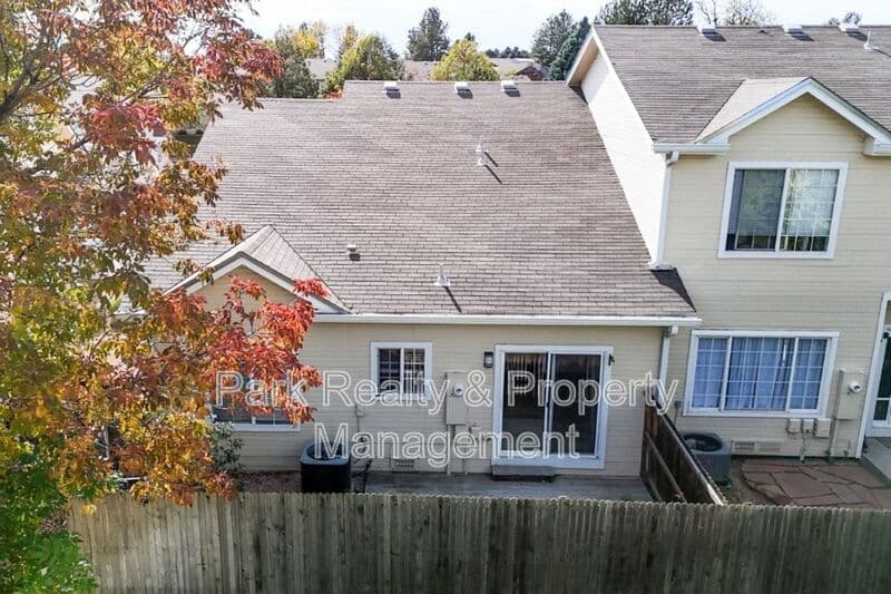 Aurora House: 12217 E 2nd Ave