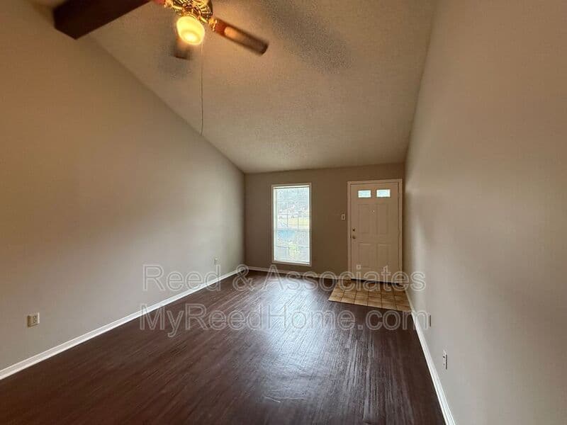 Memphis House: 7004 Wesley Ct.