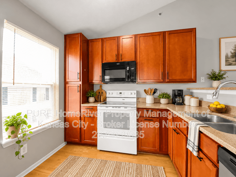 Kansas City Condo: 8020 N Drury Ave