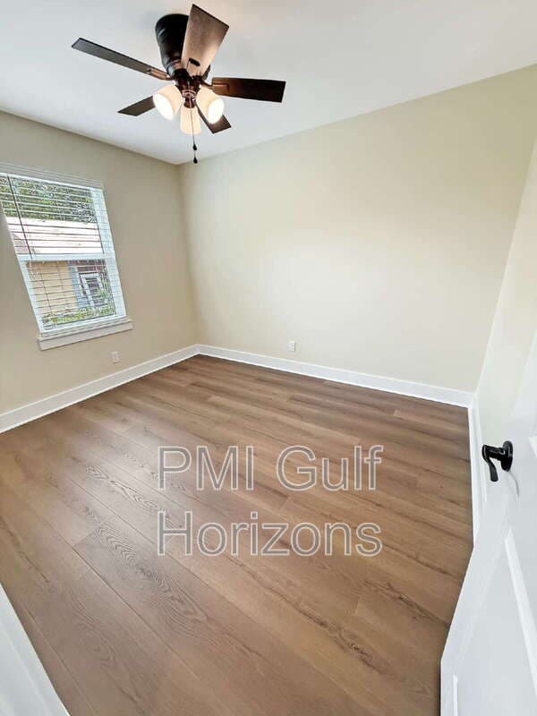 Pensacola House: 239 North K Street