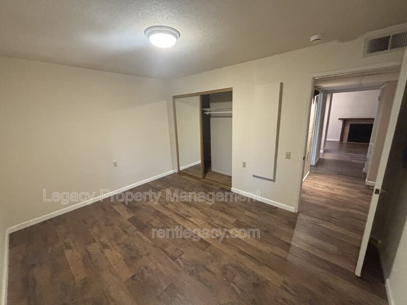 Fair Oaks Condo: 11330 Fair Oaks Blvd