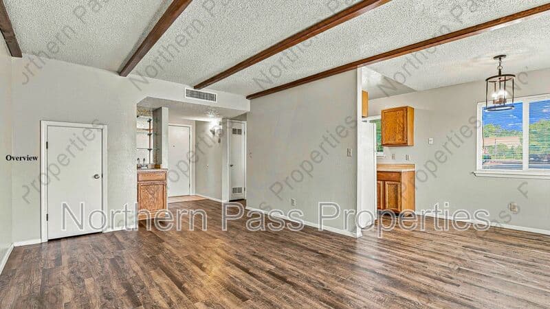 El Paso Townhome: 11108 Vista Lago