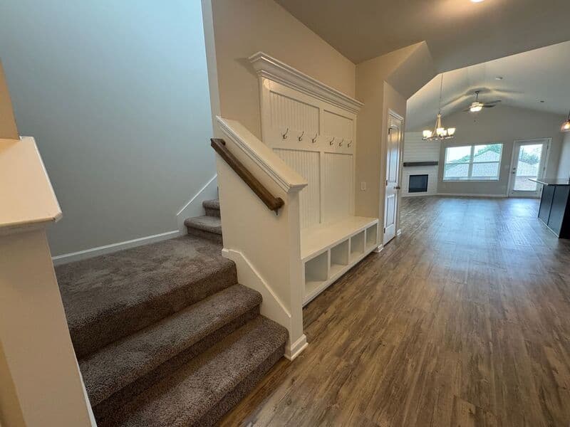 Madison House: 102 Daymark Drive