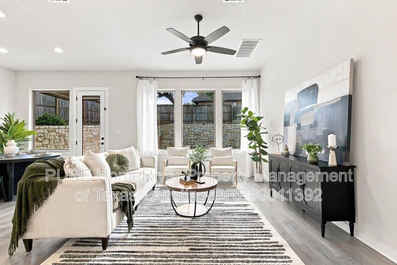 Georgetown House: 336 Berkeley Pl