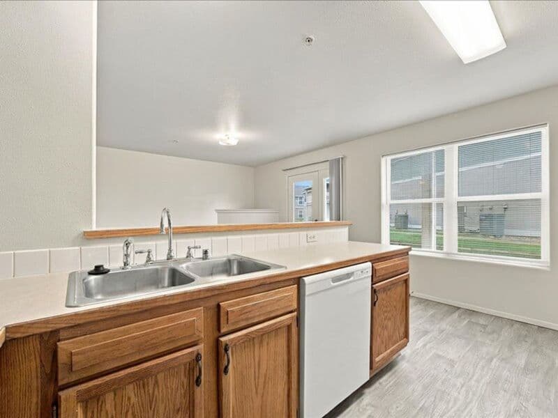Pasco Condo: 6405B Chapel Hill Blvd.