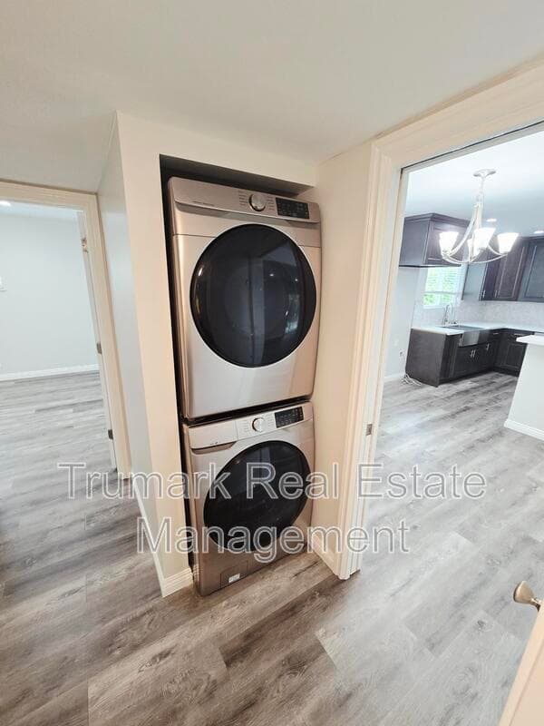 Glendale Condo: 1303 N Brand Blvd