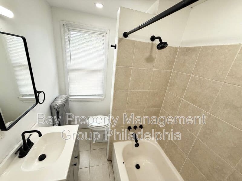 East Lansdowne Condo: 171 Lewis Ave