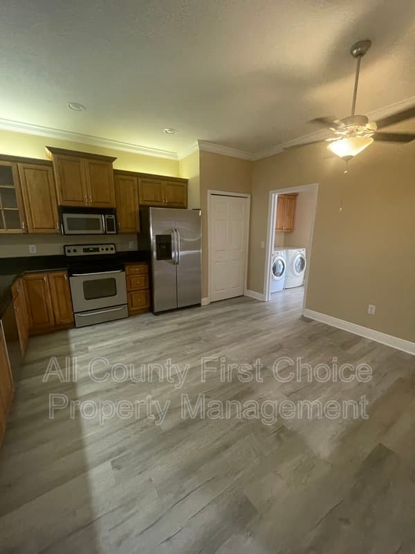 Seminole Townhome: 9718 Taylor Rose Lane