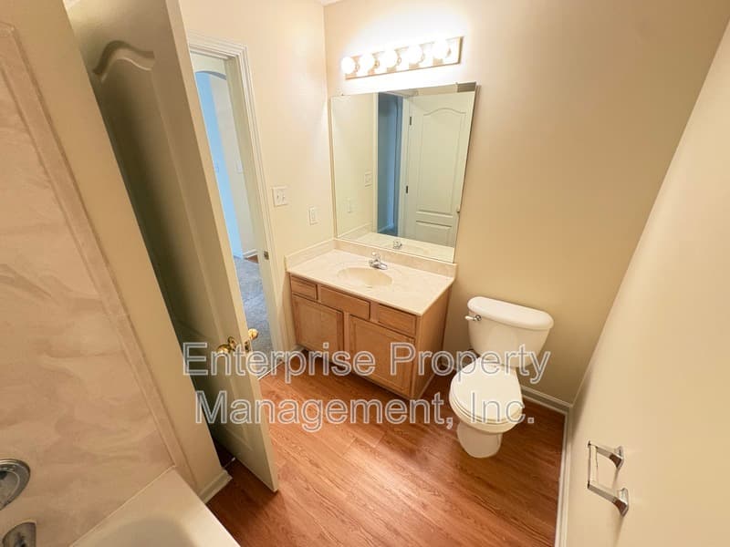 Cordova House: 10127 Cross Valley Drive