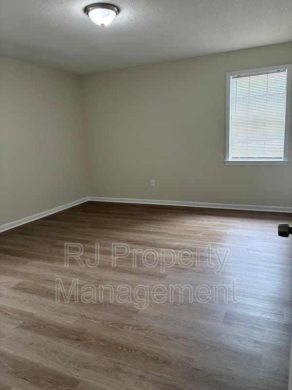 Memphis Condo: 4352 Ann Arbor Ln