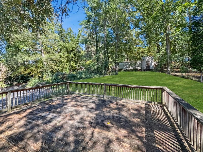 Greenville House: 20 Penrose Avenue