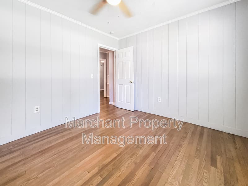 Greenville House: 25 Collinson Road