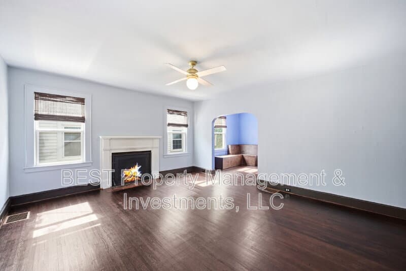 Charlotte House: 2208 Wilmore Drive