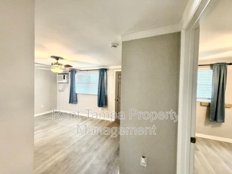 St. Petersburg Condo: 428 90th Avenue North