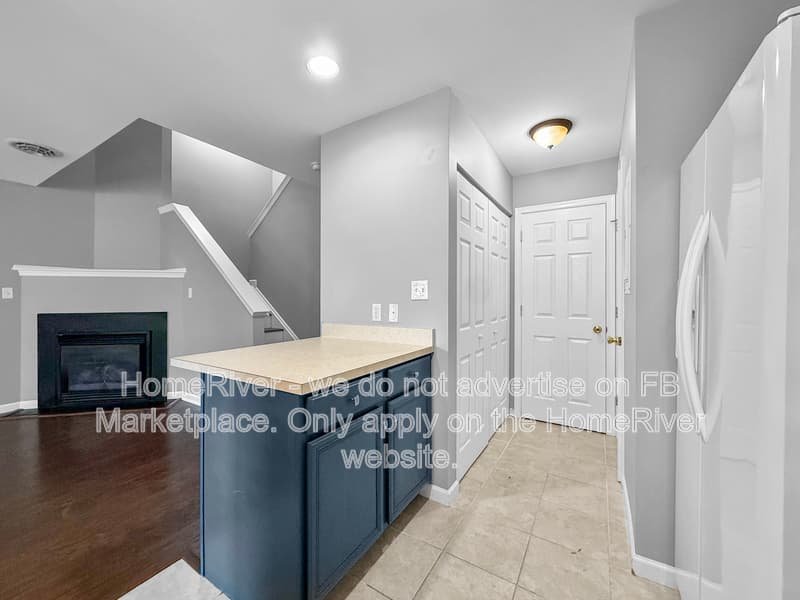 Carlisle House: 26 Court Ln