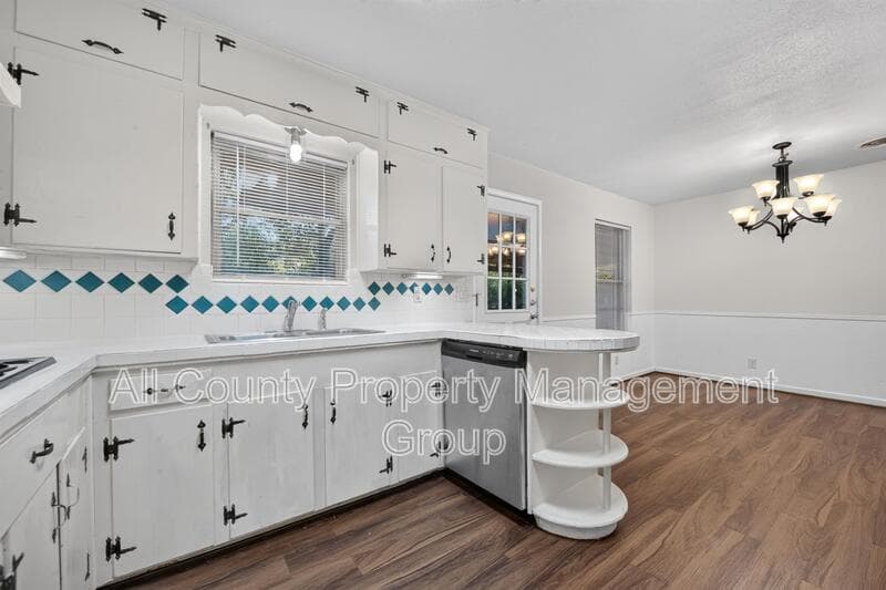 Haltom City House: 5016 Sabelle Lane