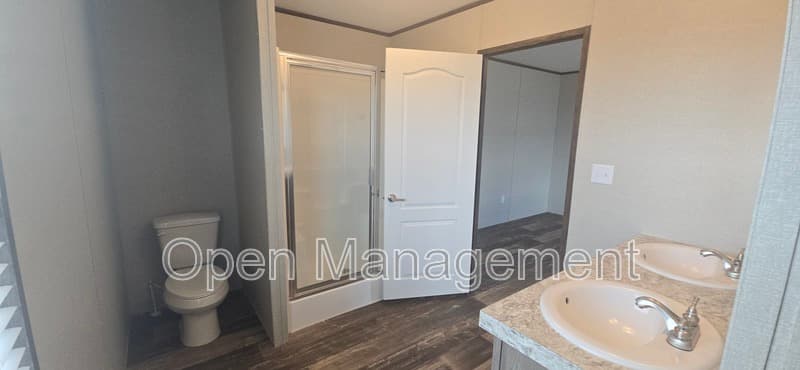 San Angelo House: 4462 Kalamath