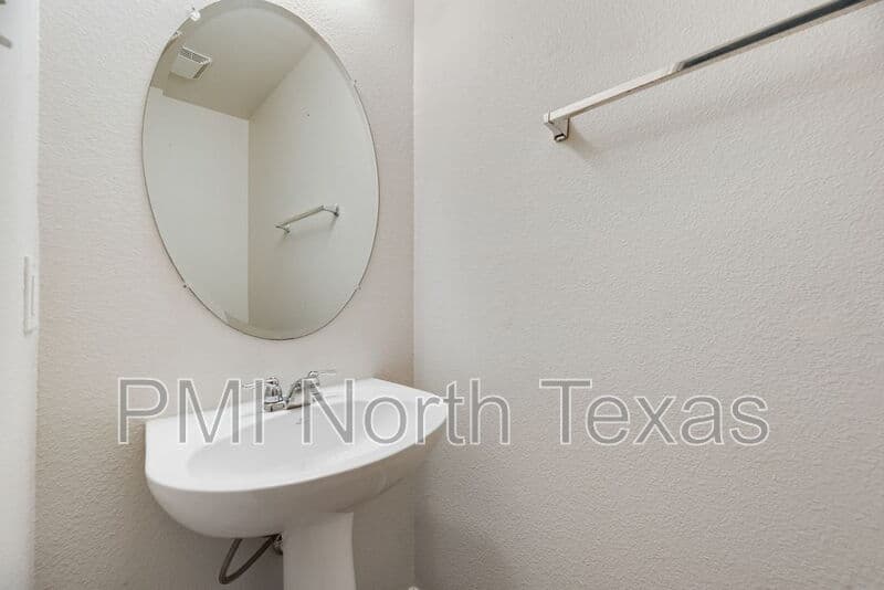 Frisco House: 13072 Sewanee Drive